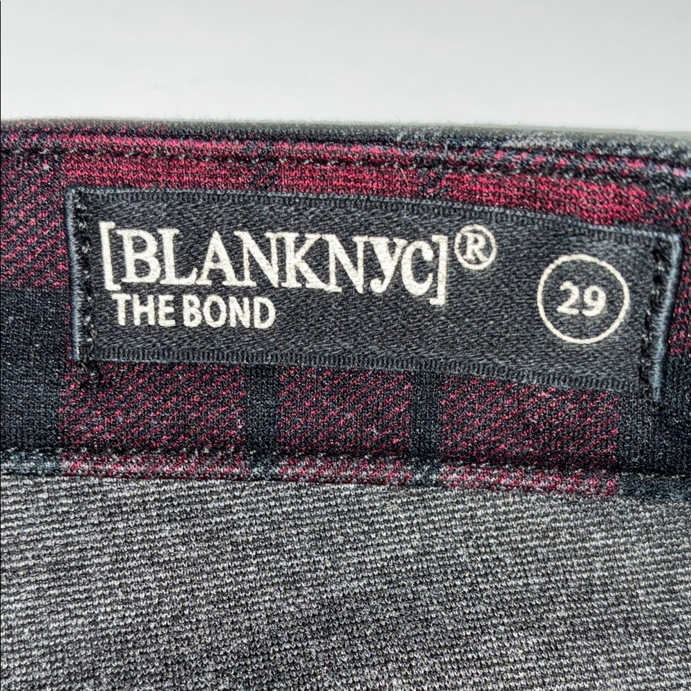 BLANK NYC "The Bond" Skinny Midrise Plaid Pants in Maroon & Black. 29 - Picture 10 of 17